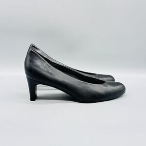 Stuart Weitzman Shoes Womens 8.5 Black Leather Cone Heel Pumps Slip On Dress